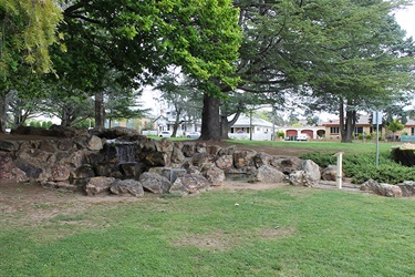 Sunken Gardens - water feature