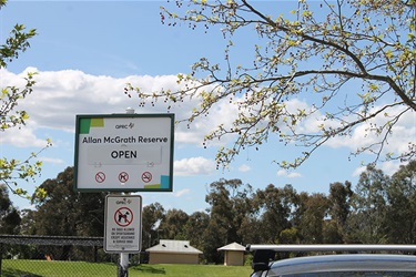 Allan McGrath Reserve - open/closed sign