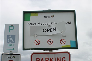 Open/Closed sign at Steve Mauger playing fields