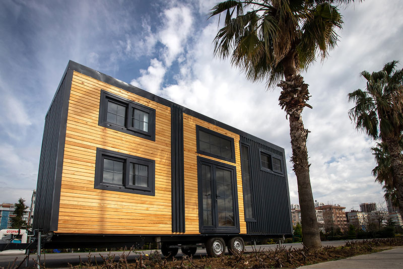 Tiny house on wheels 