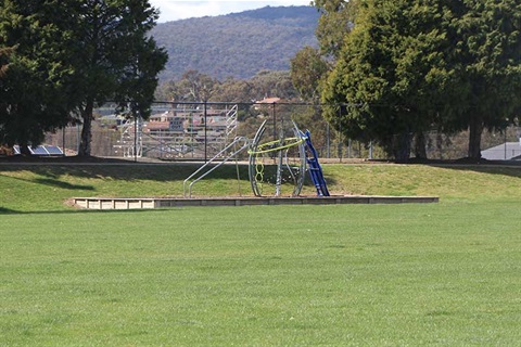 Steve Mauger Oval showing playing field and playground
